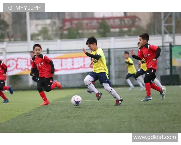 足球明星F4携手共创辉煌赛季引领全球足球新潮流