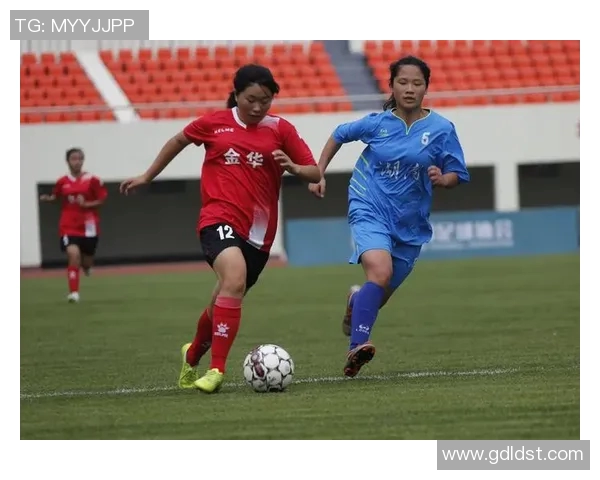 足球明星女性风采展现她们的魅力与激情的精彩瞬间